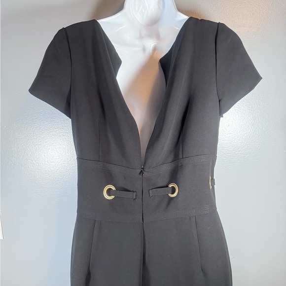 Donna Morgano Black V-Neck Sheath Dress Size 8 Gold Grommet Waist Tie - Picture 8 of 12